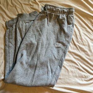Nike Women's Heather Gray Joggers